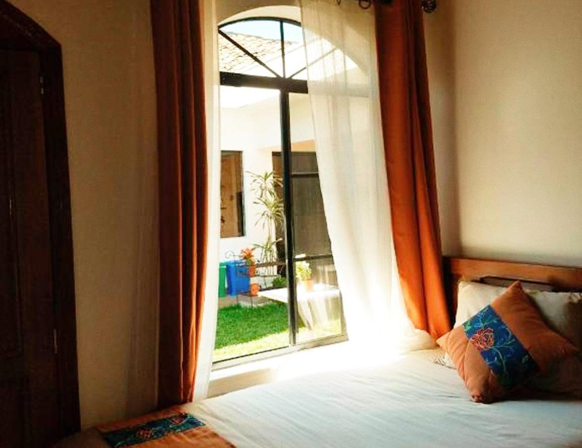 Hostal Las Puertas Santa Ana Ngoại thất bức ảnh