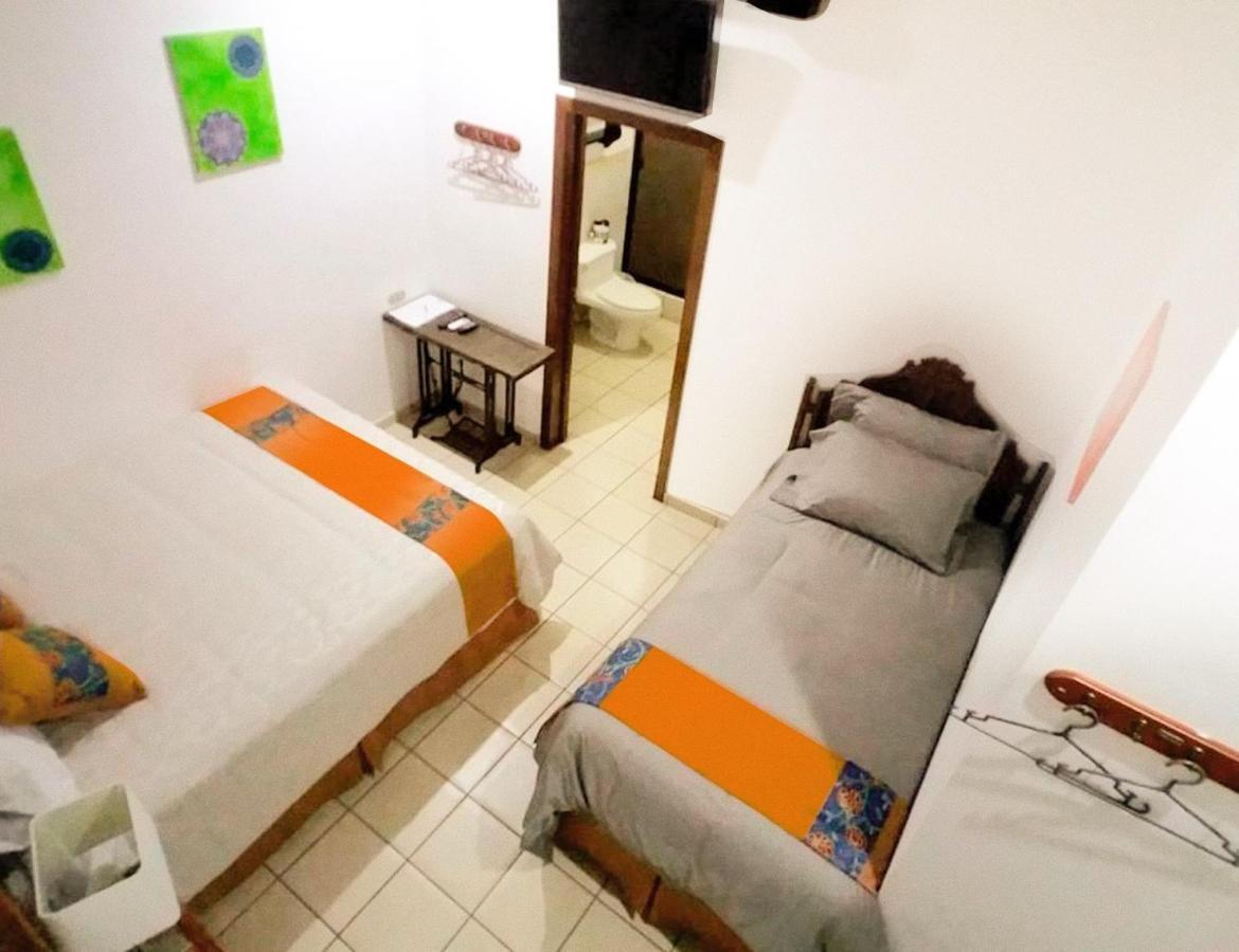 Hostal Las Puertas Santa Ana Ngoại thất bức ảnh